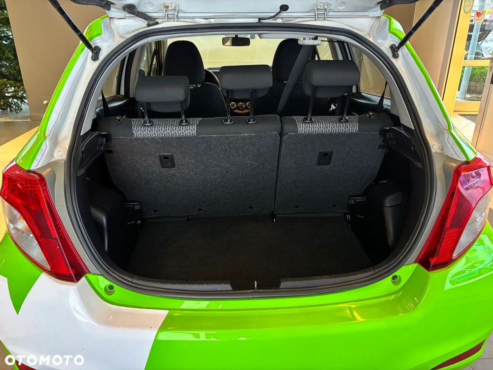Toyota Yaris - 11