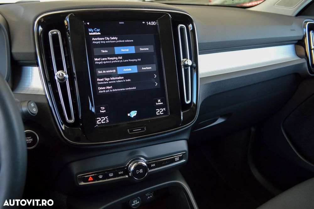 Volvo XC 40 T4 Recharge DKG Plus Dark - 23