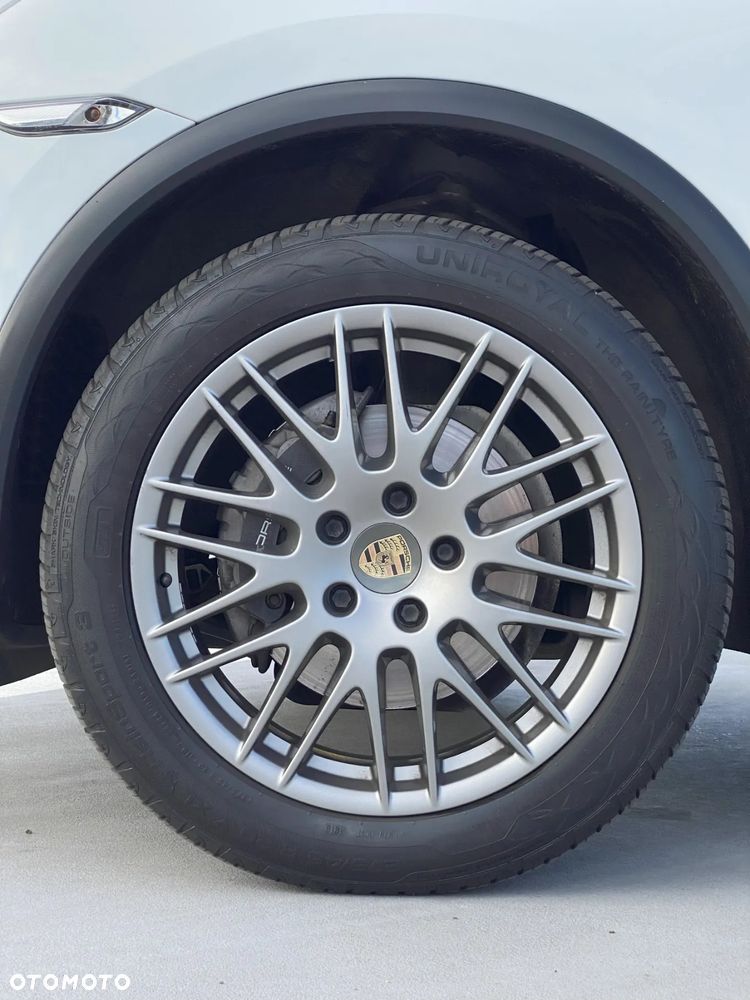 Porsche Cayenne Diesel Platinum Edition - 6