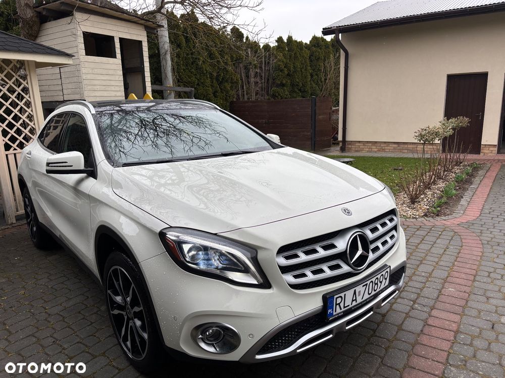 Mercedes-Benz GLA 250 4-Matic Urban - 1