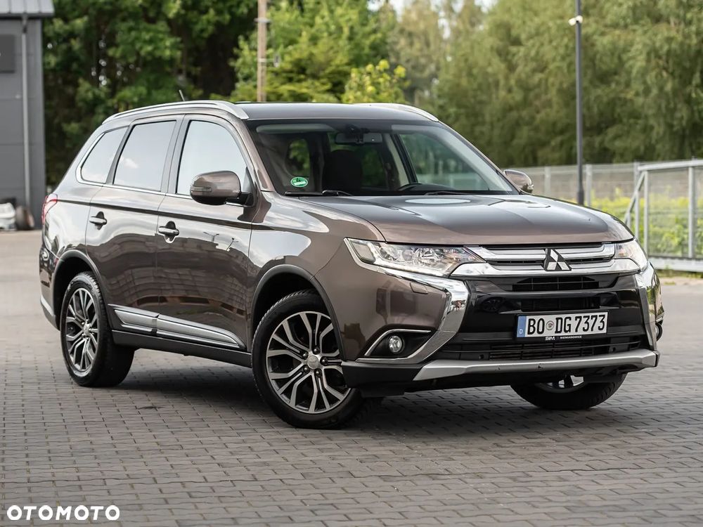 Mitsubishi Outlander 2.2 DID Intense + 4WD - 2
