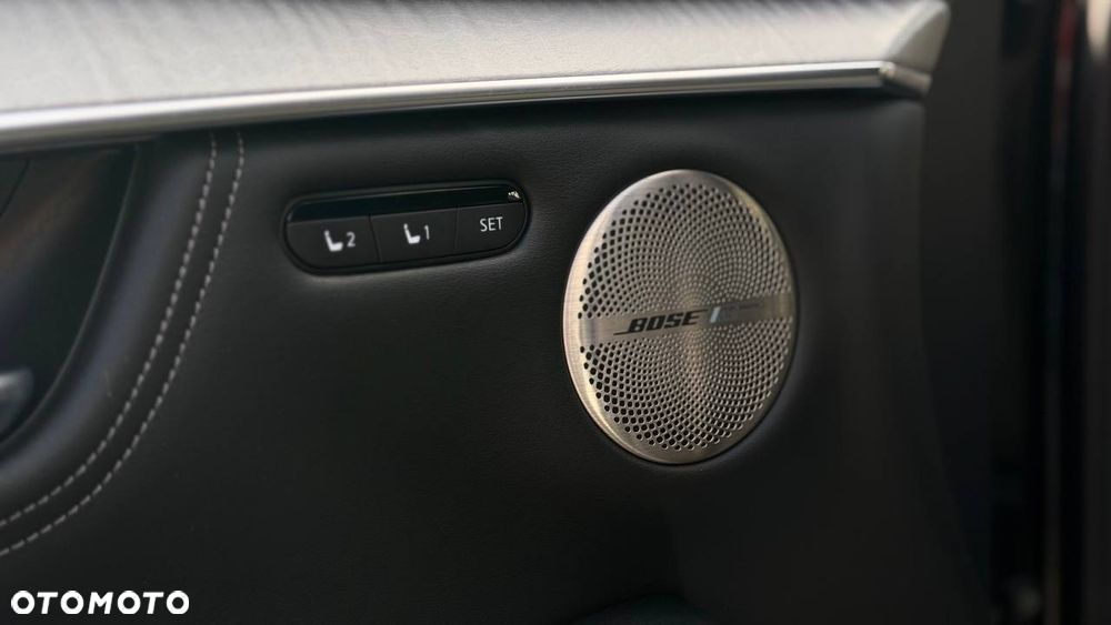 Infiniti Q50 2.0t Sport Sound Studio by Bose - 11
