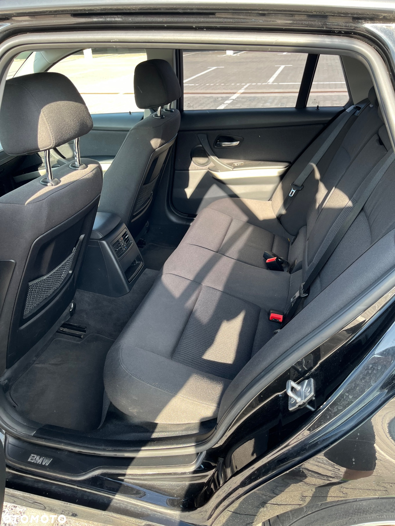 BMW Seria 3 320d DPF Touring Efficient Dynamics Edition - 12