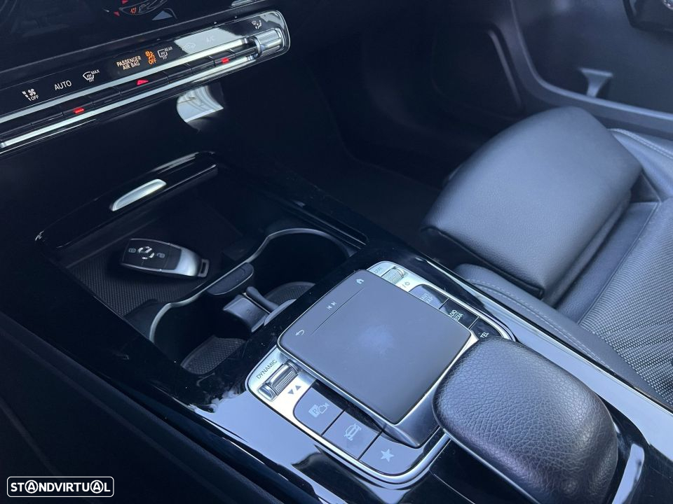 Mercedes-Benz A 180 - 21
