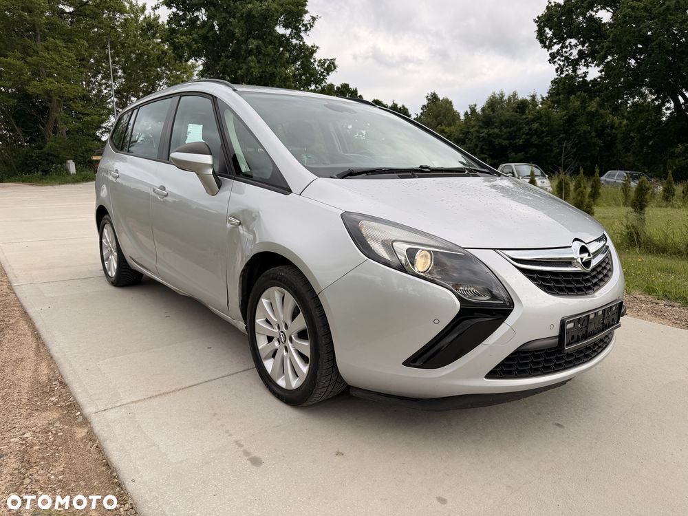 Opel Zafira - 2