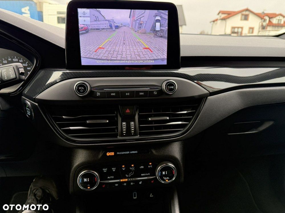 Ford Focus - 19