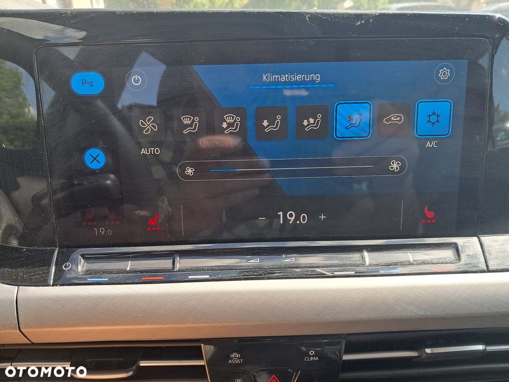 Volkswagen Golf 2.0 TDI Life - 21