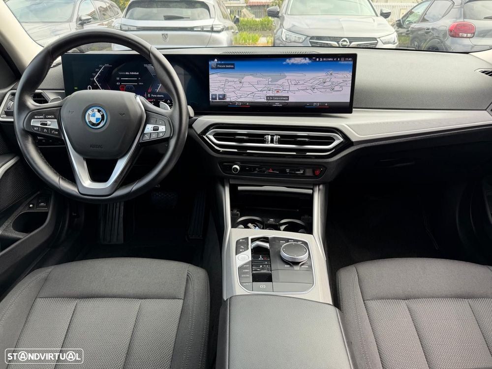 BMW 320 e Auto - 12