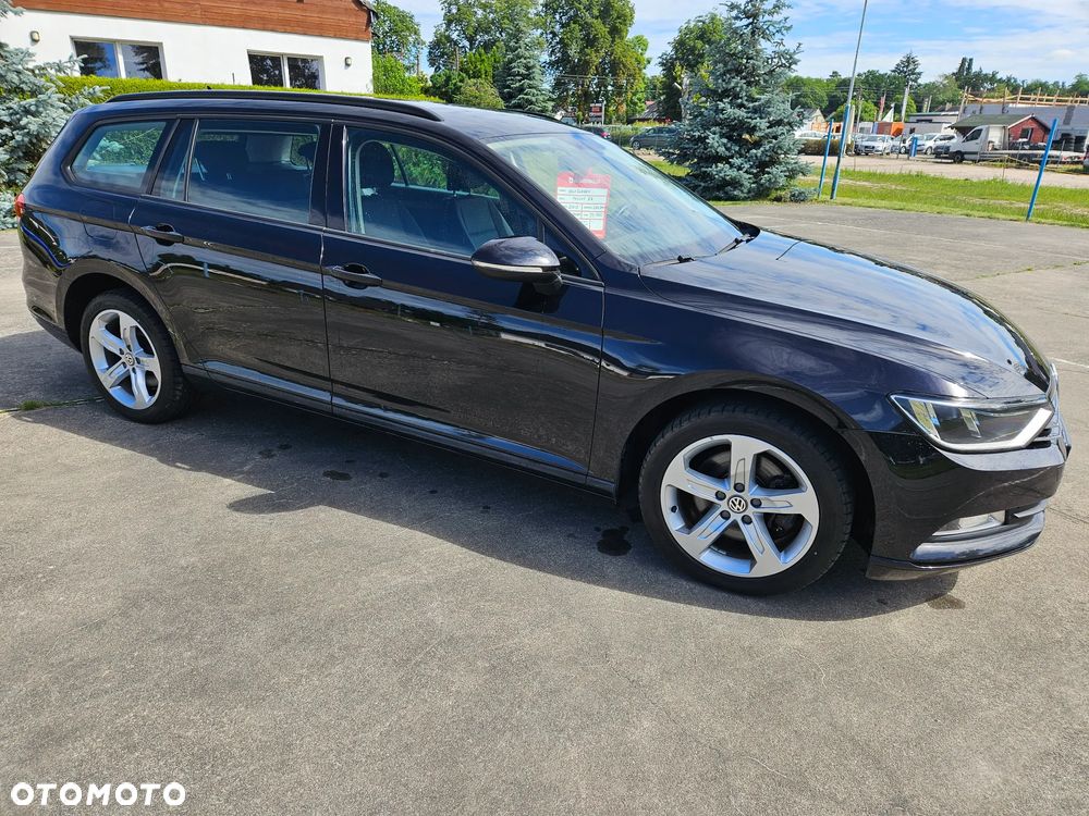 Volkswagen Passat 2.0 TDI SCR Comfortline - 10
