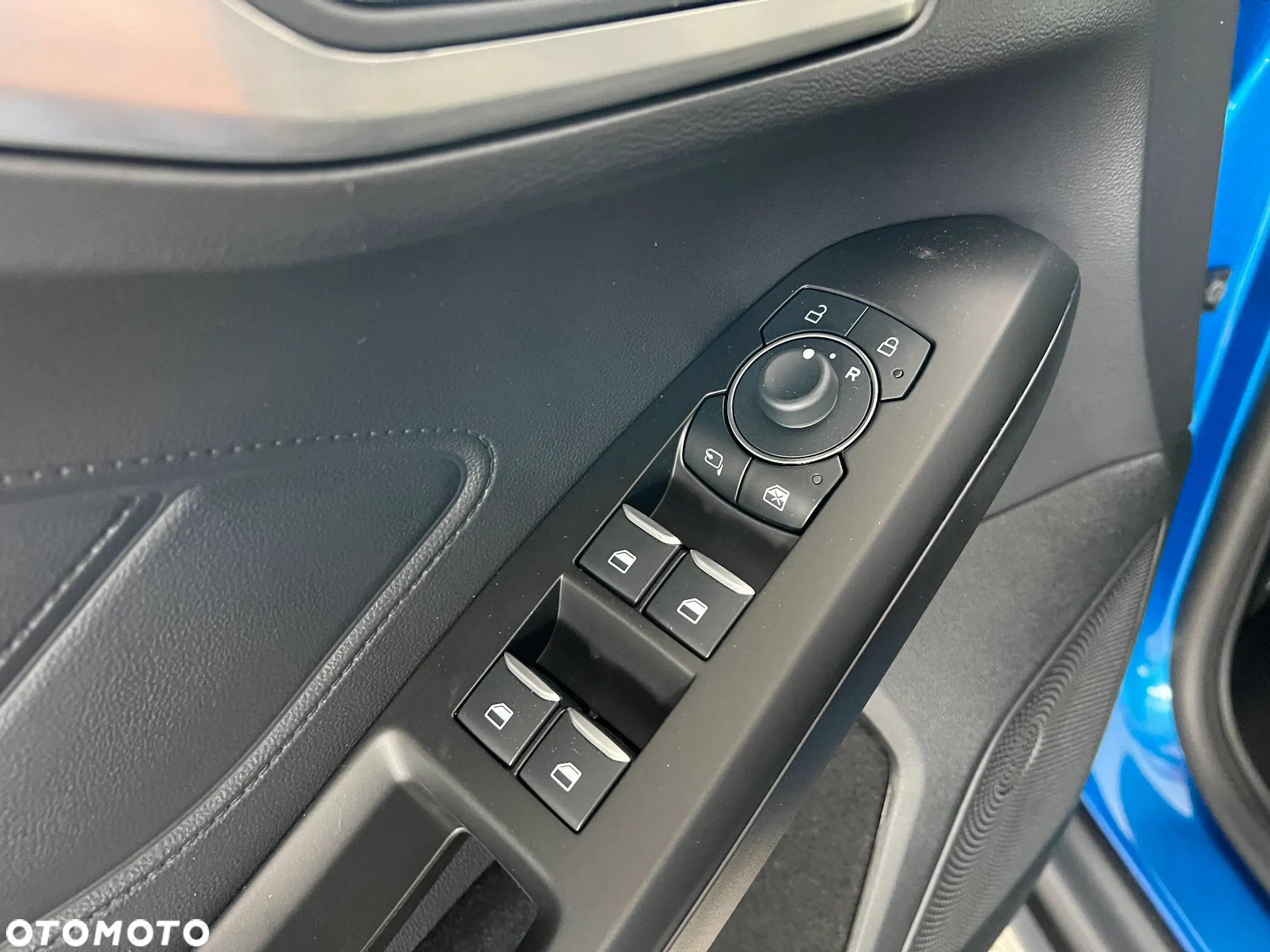 Ford Focus 1.0 EcoBoost Titanium - 18