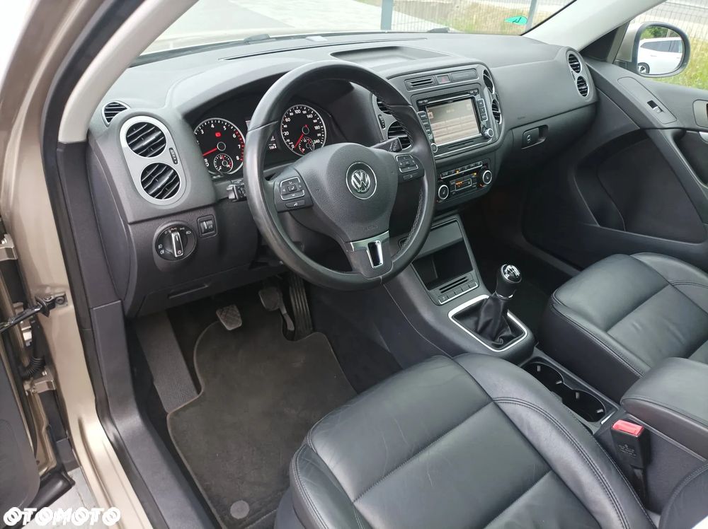 Volkswagen Tiguan 1.4 TSI 4Motion Exclusive - 19
