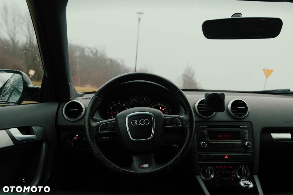Audi A3 Sportback 1.4 TFSI S line Sportpaket (plus) - 8