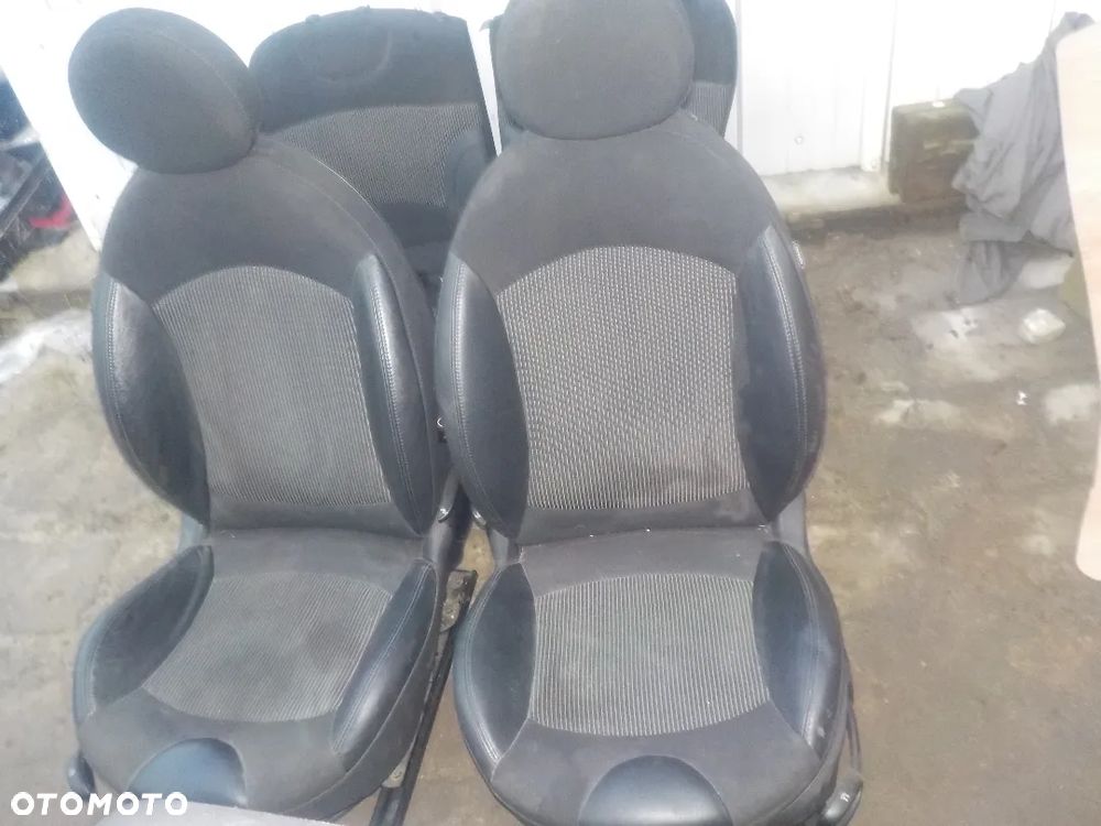 MINI COOPER CLUBMAN FOTELE KANAPA BOCZKI