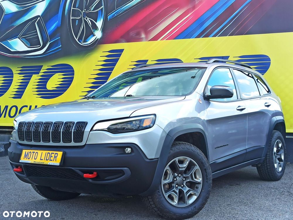 Jeep Cherokee - 30
