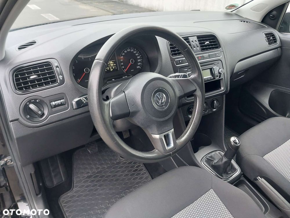 Volkswagen Polo 1.2 Comfortline - 12