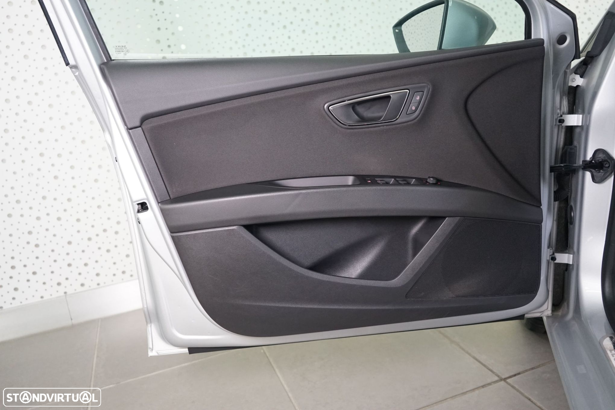 SEAT Leon ST 1.6 TDI S&S Style - 18