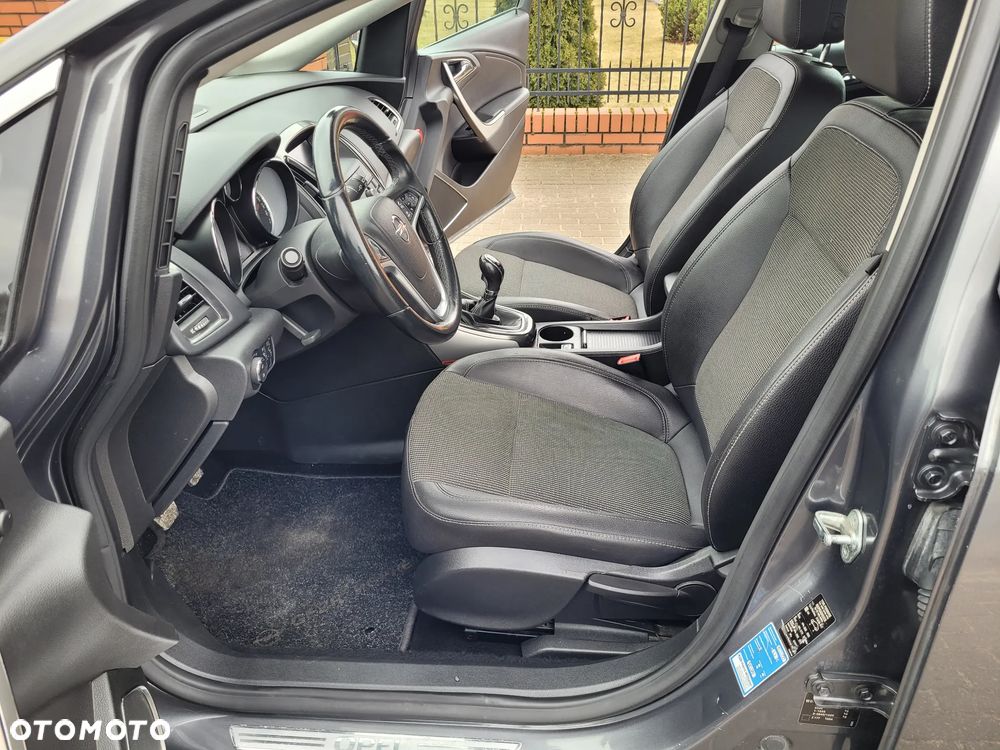Opel Astra 1.4 Turbo Cosmo - 12
