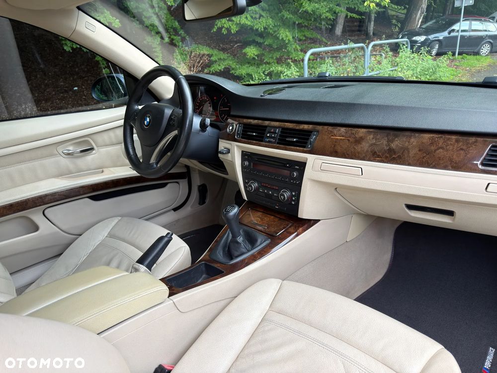 BMW Seria 3 320d DPF - 6