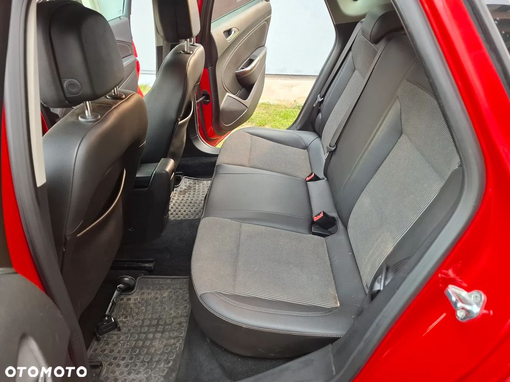 Opel Astra 1.6 Cosmo - 11
