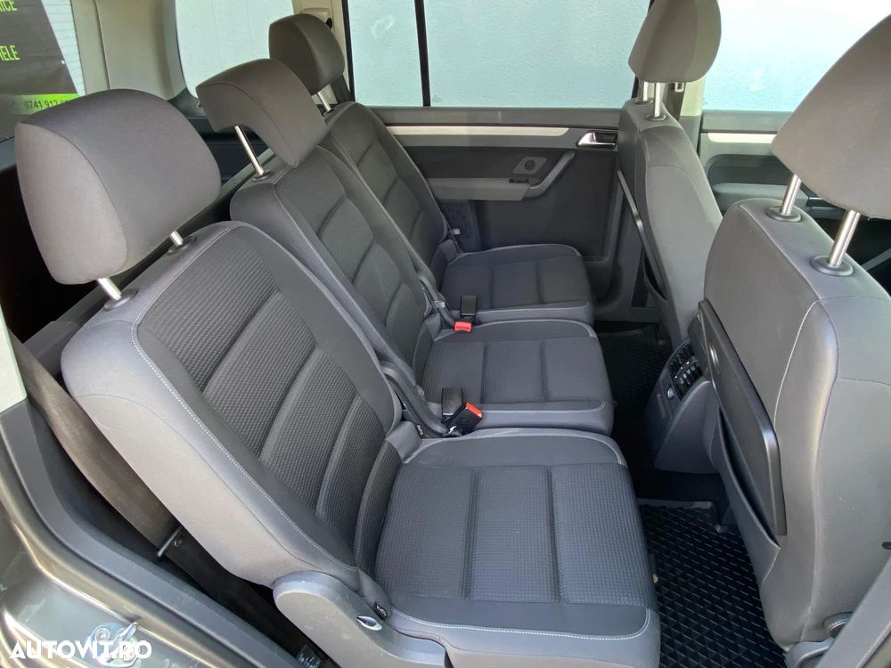 Volkswagen Touran - 8