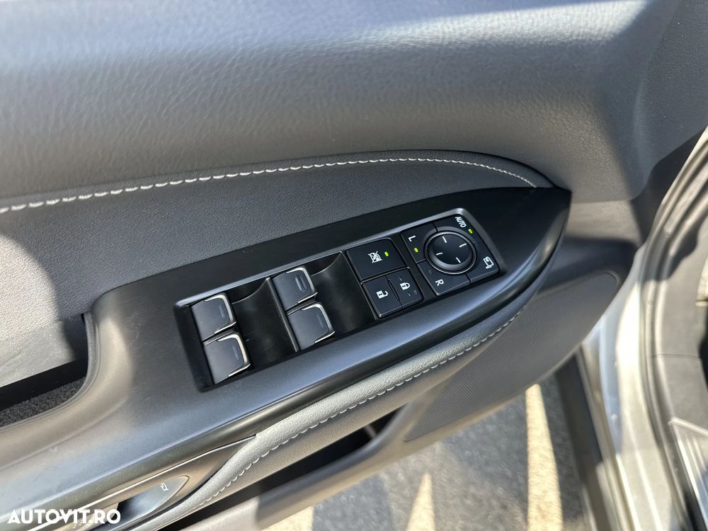 Lexus Seria NX 450h+ E-FOUR - 15