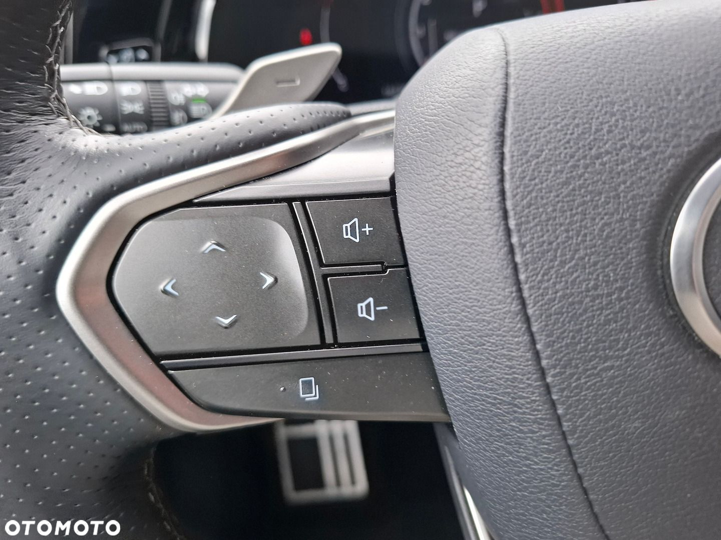 Lexus NX - 35