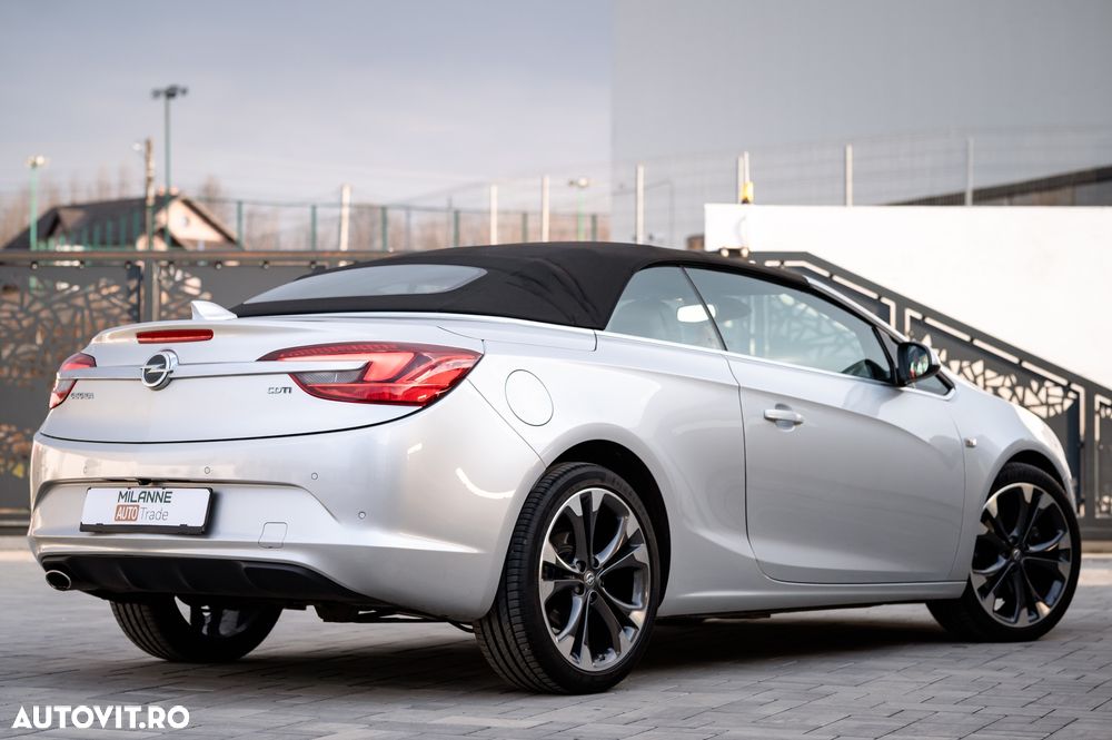 Opel Cascada 2.0 CDTI ECOTEC Start/Stop Cabriolet - 22