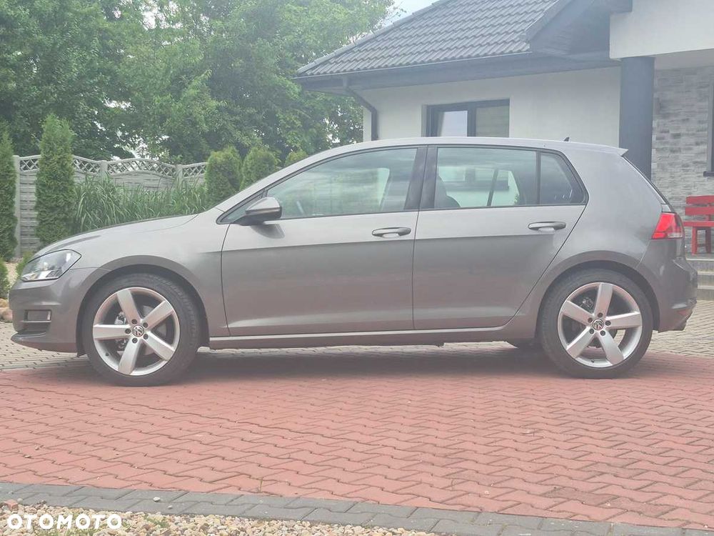 Volkswagen Golf - 4