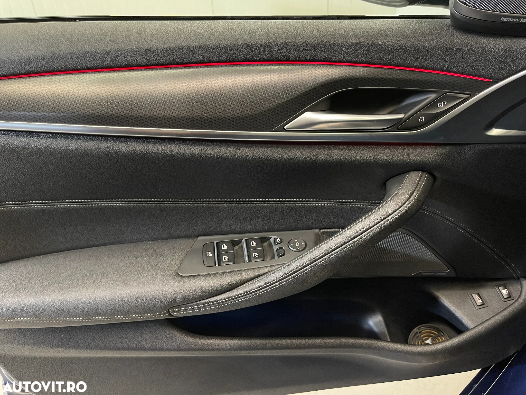 BMW Seria 5 545e xDrive AT PHEV - 34