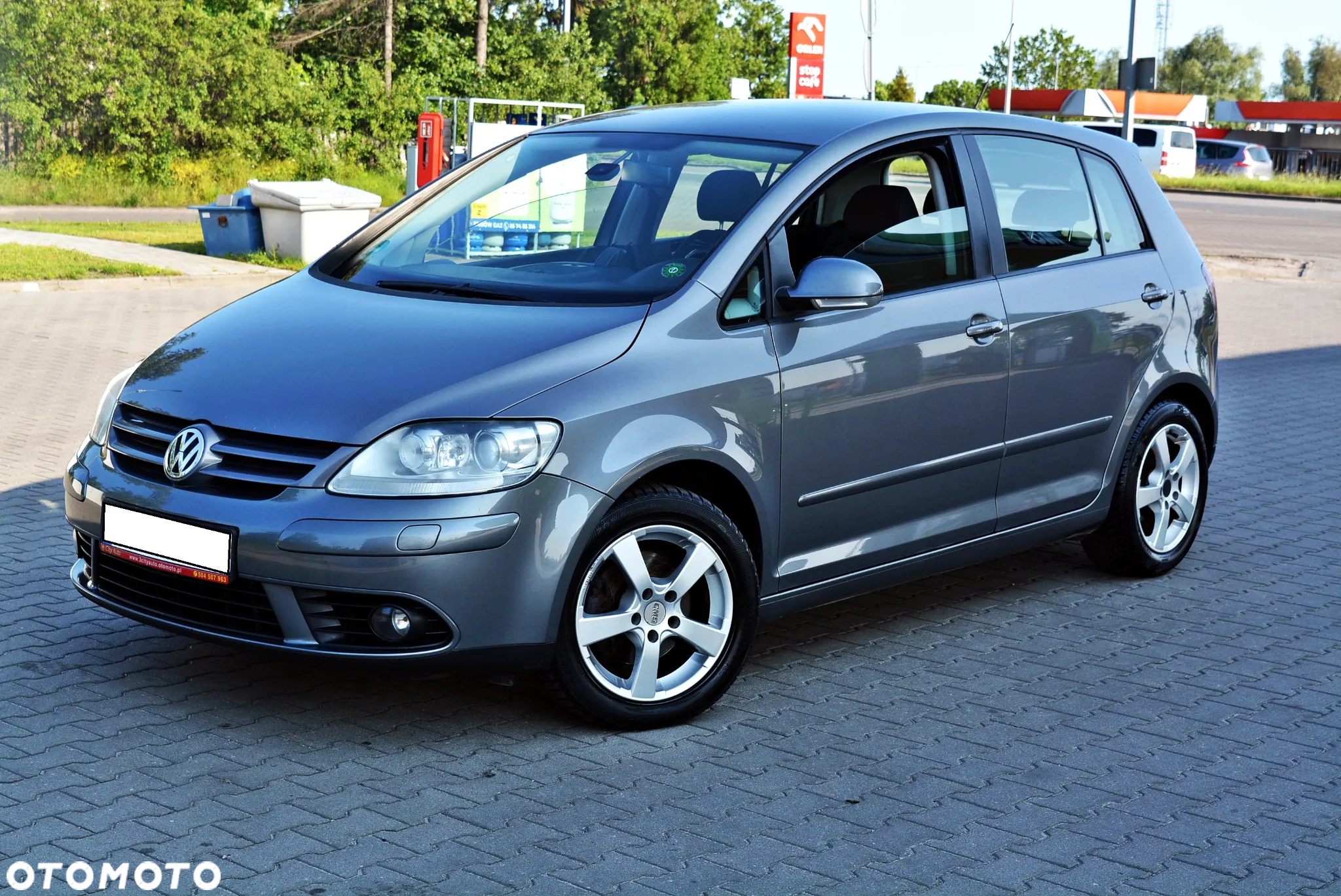 Volkswagen Golf Plus 1.9 TDI DSG Goal - 22