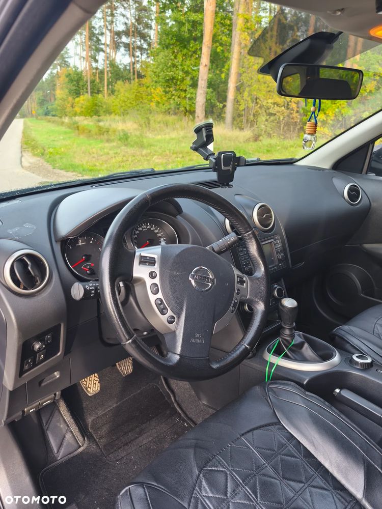 Nissan Qashqai+2 - 9