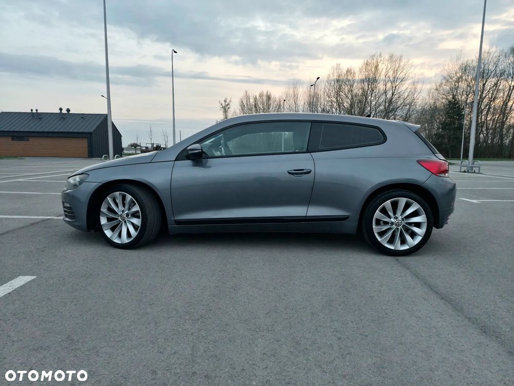 Volkswagen Scirocco 2.0 TDI DSG GTS - 8
