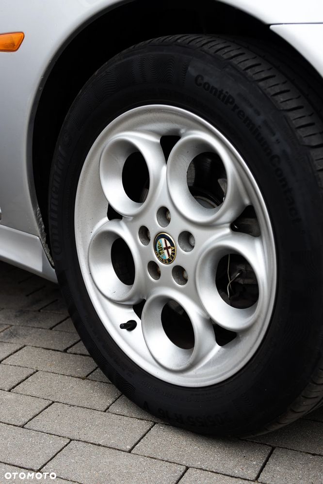 Alfa Romeo 156 2.0 TSpark 16v - 16