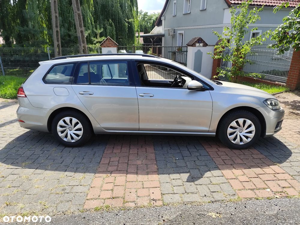Volkswagen Golf Variant 1.6 TDI (BlueMotion Technology) DSG Comfortline - 4