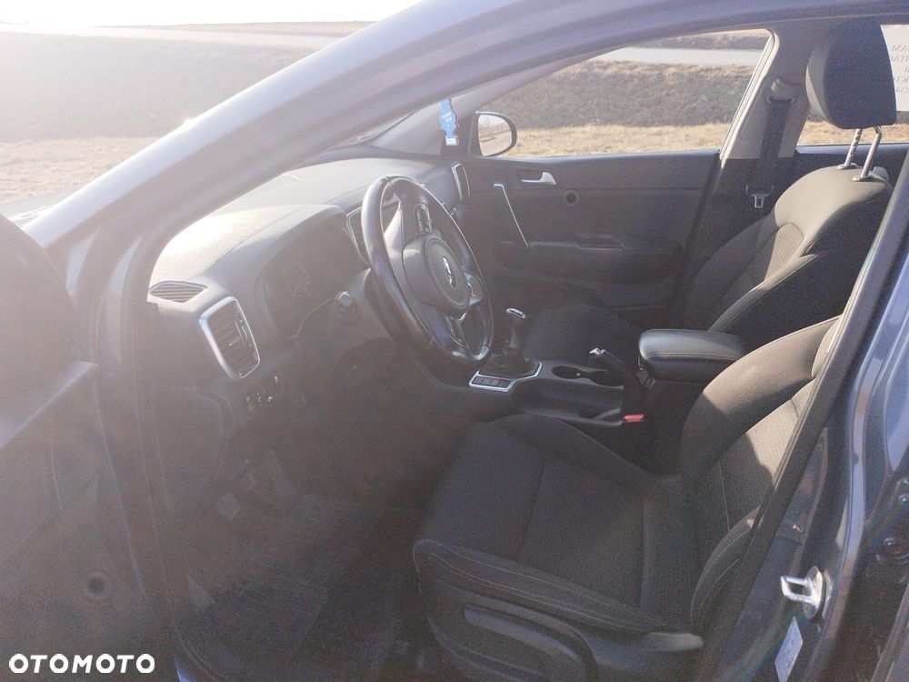 Kia Sportage 1.6 GDI 2WD DREAM-TEAM EDITION - 6