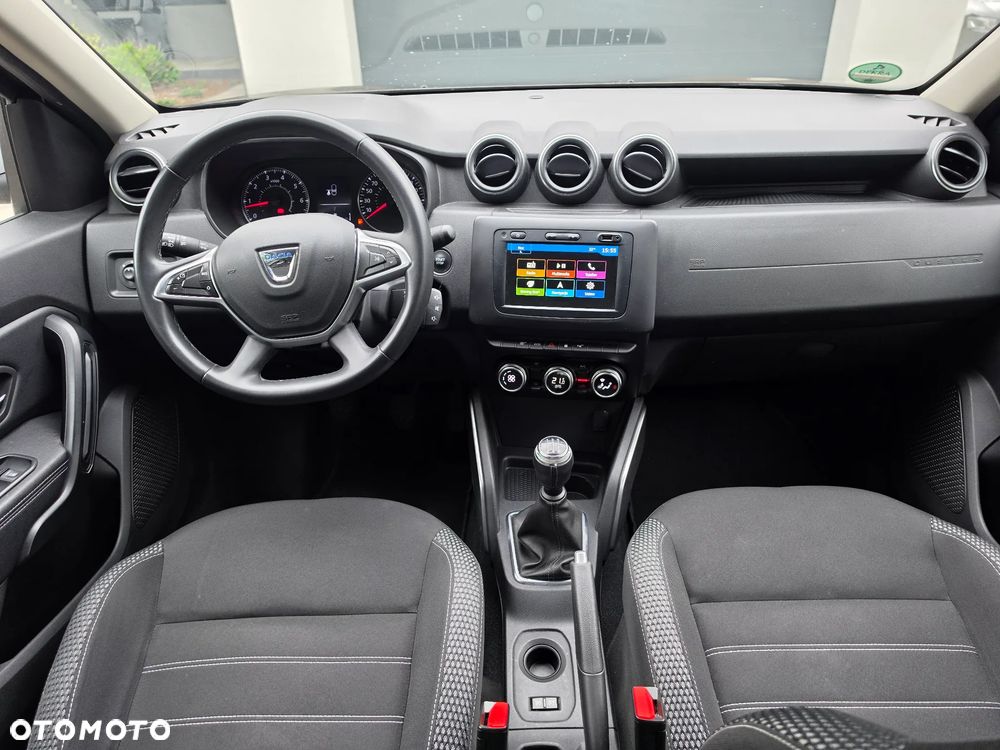 Dacia Duster 1.6 SCe Prestige - 16