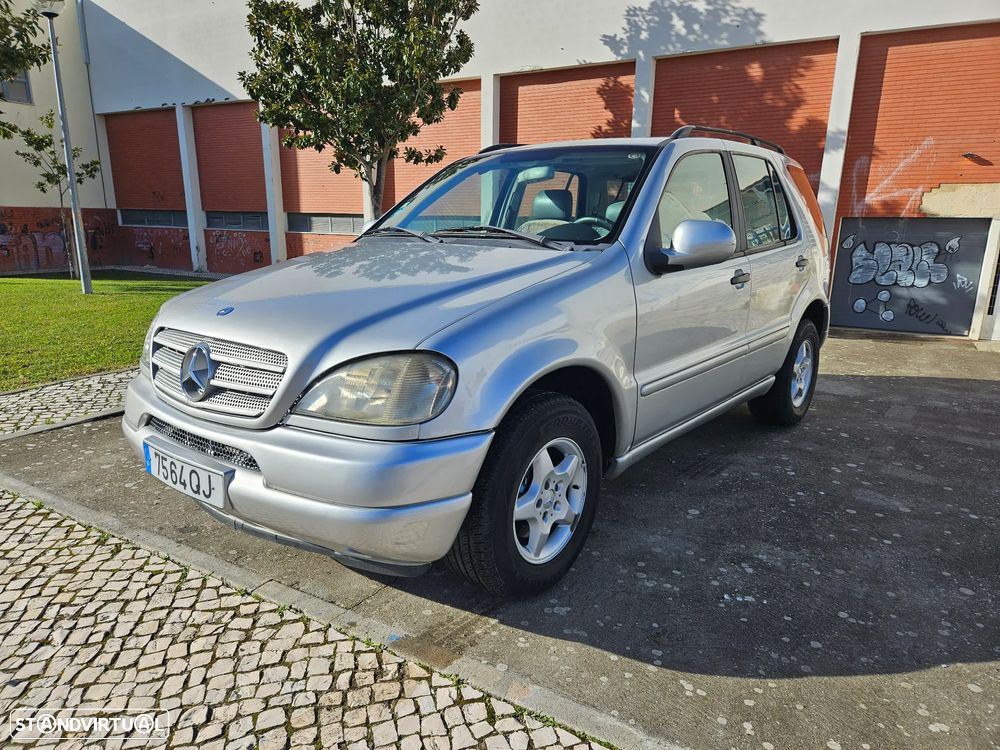 Mercedes-Benz ML 270 - 1