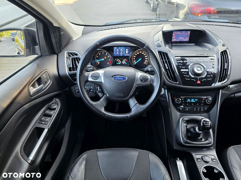 Ford Kuga - 15
