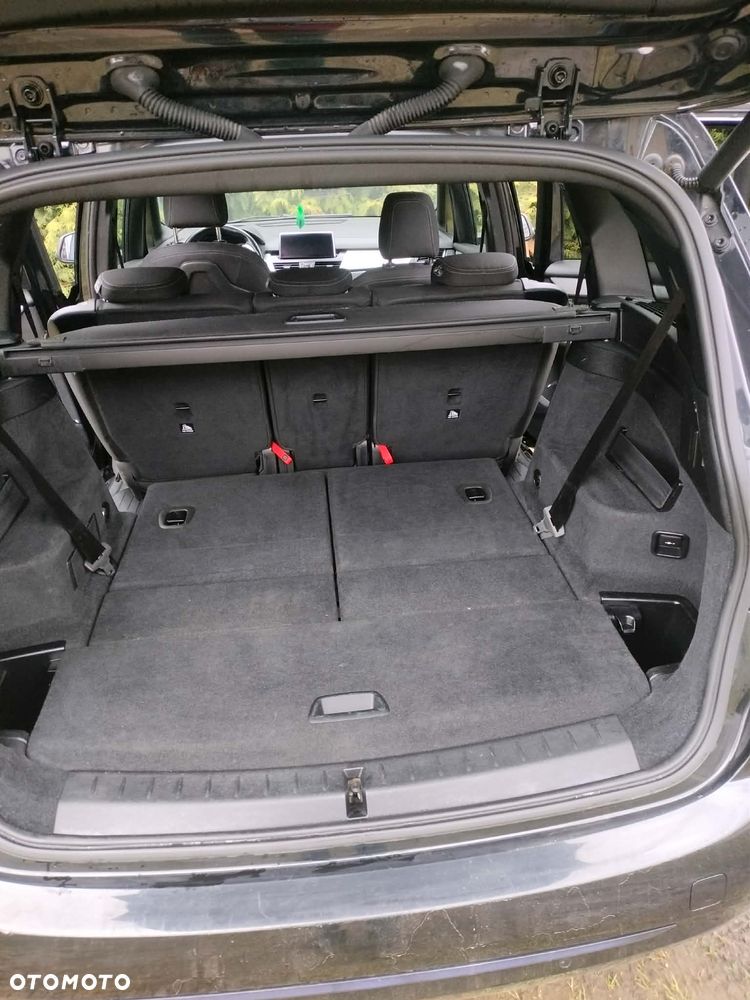 BMW Seria 2 218d Sport - 4