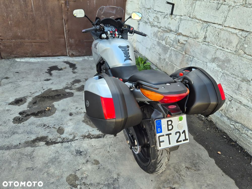 Honda CBF - 19