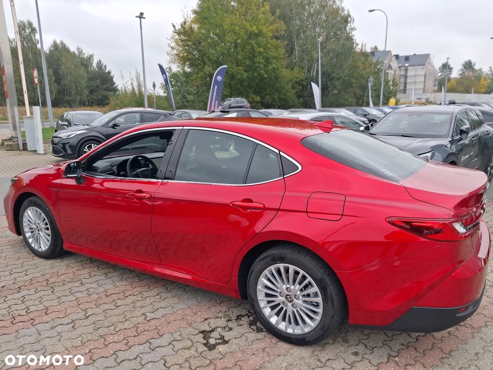 Toyota Camry 2.5 Hybrid Dynamic Force Comfort e-CVT - 4