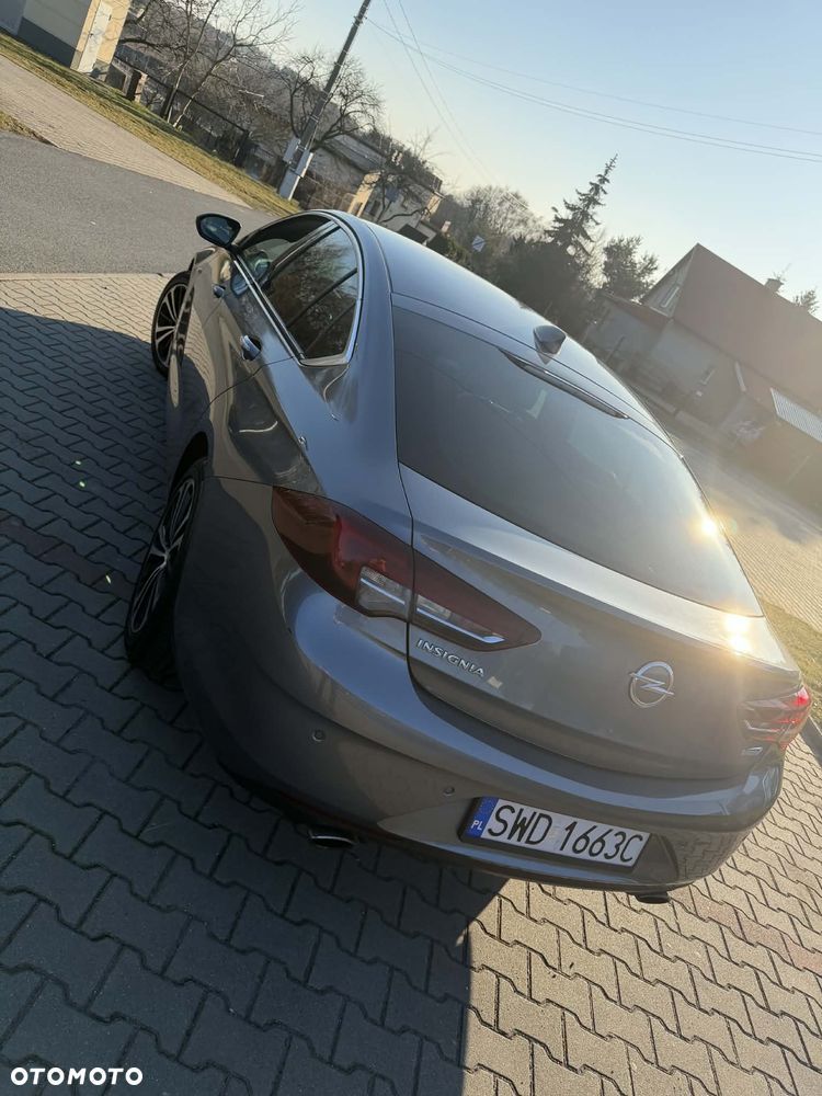 Opel Insignia 2.0 T 4x4 Exclusive S&S - 7