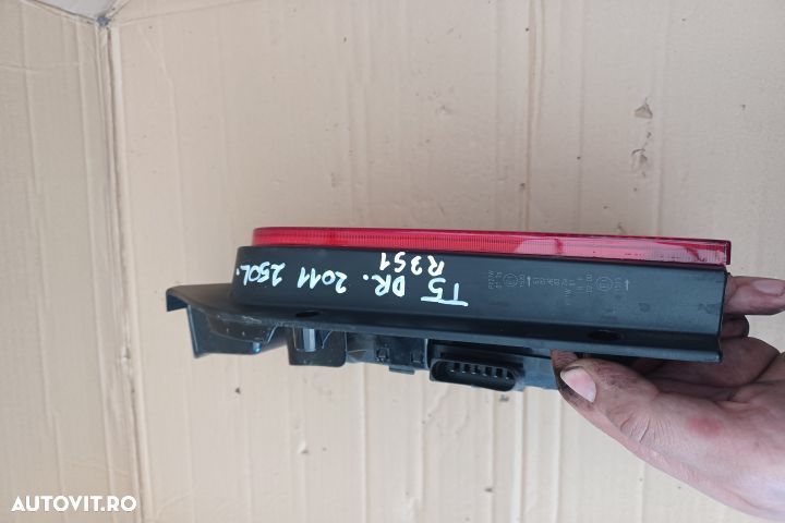 Lampa / Tripla stop dreapta pe aripa Volkswagen VW Transporter T5 [20 - 5
