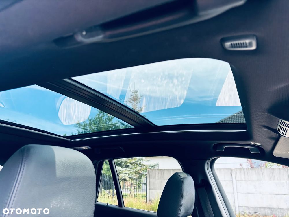 BMW X1 xDrive25i Advantage - 11