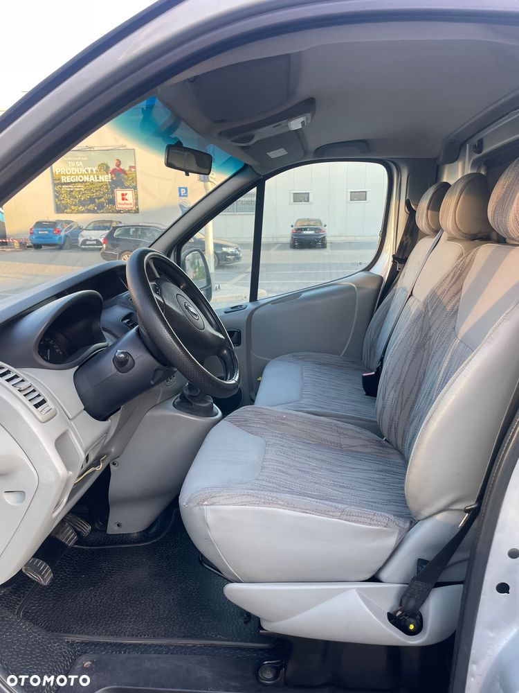Nissan Primastar 115 dCi - 8