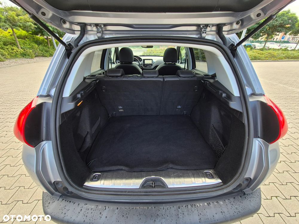 Peugeot 2008 - 17