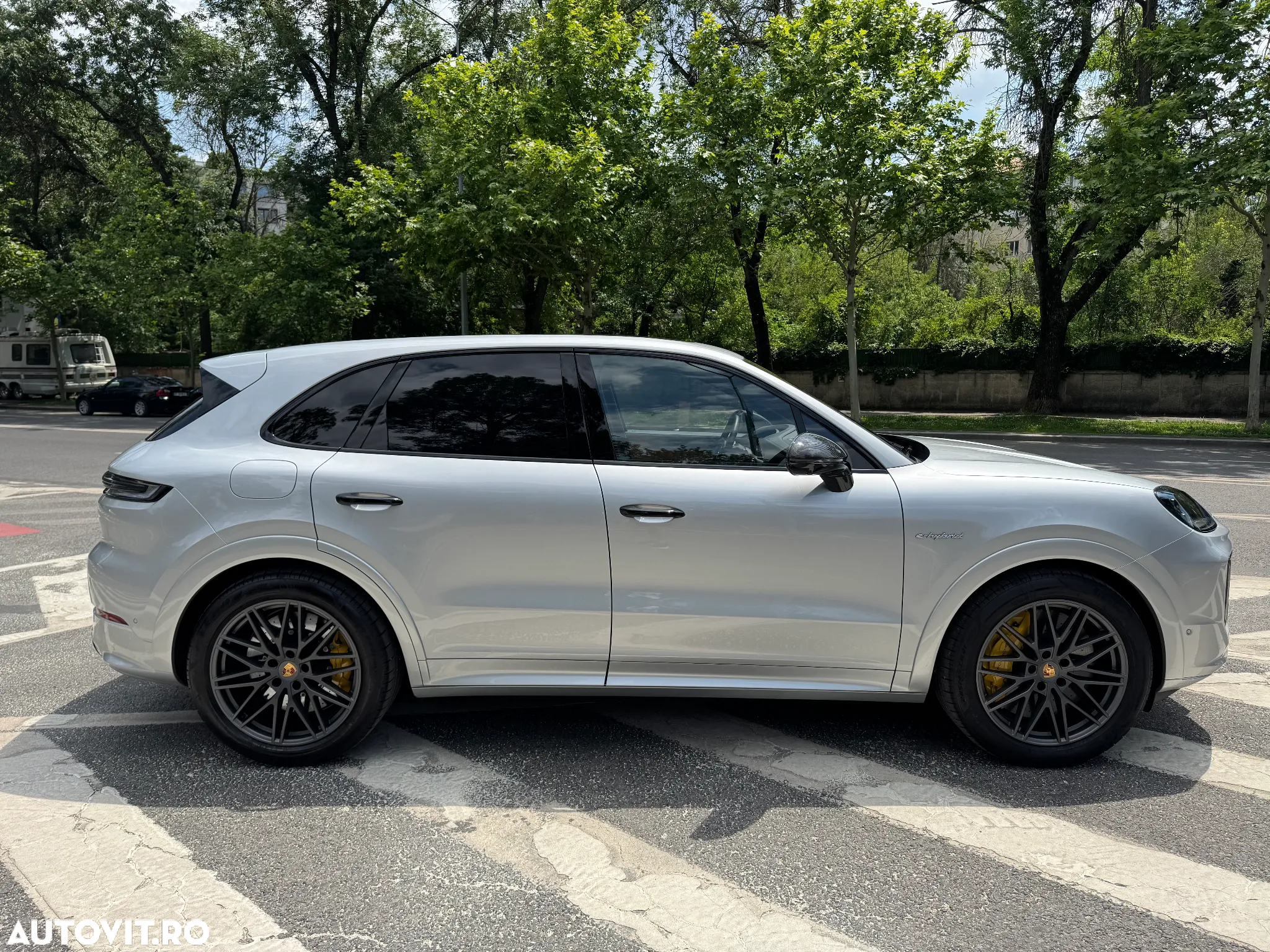 Porsche Cayenne Turbo E-Hybrid - 10