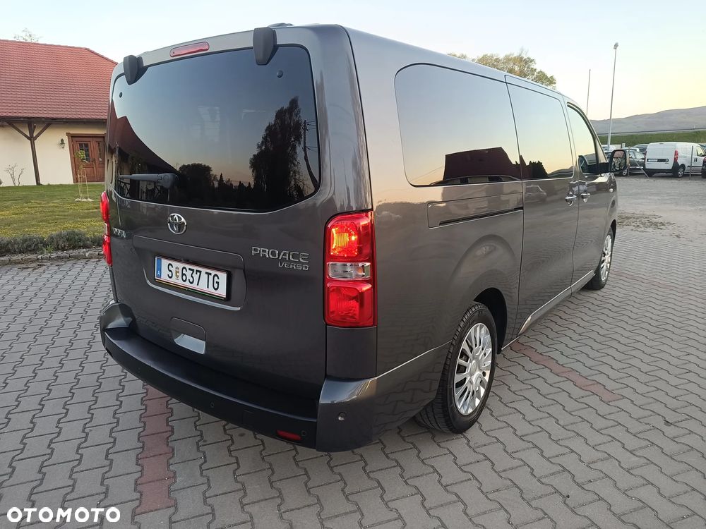 Toyota Proace Verso 2.0 D4-D Long VIP - 17