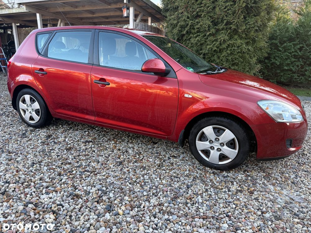 Kia Ceed 1.4 CVVT LX Basis - 9