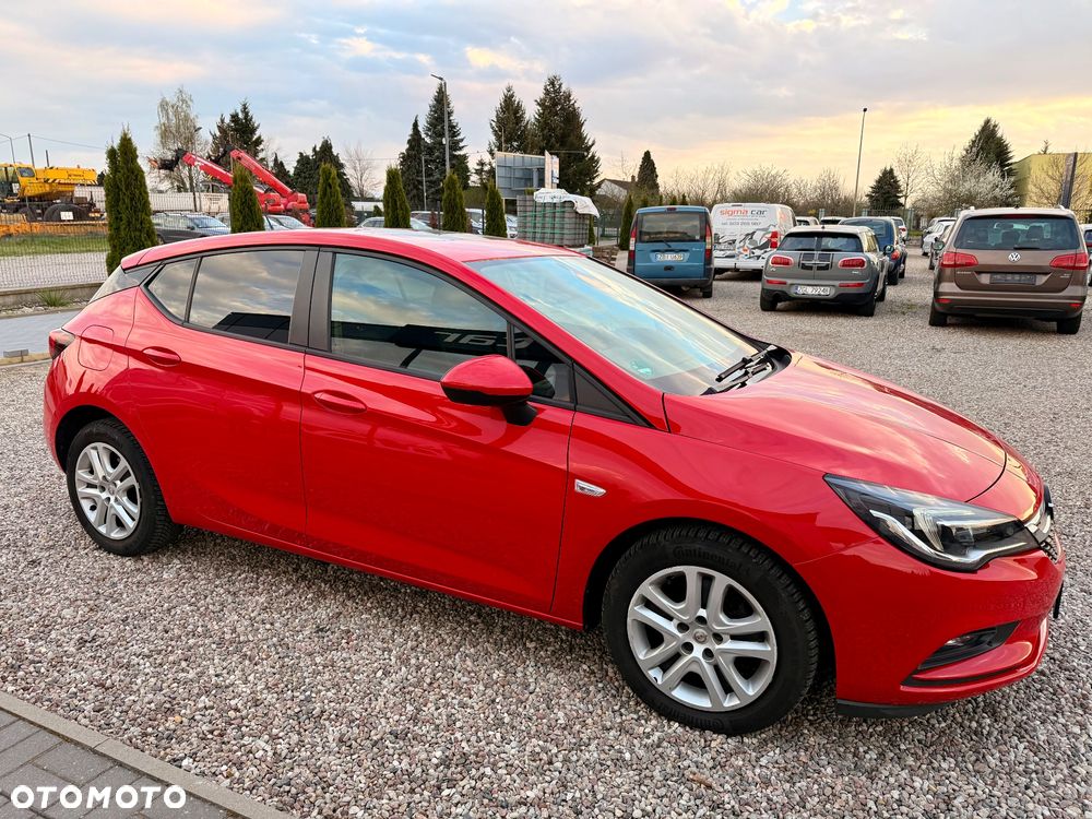 Opel Astra 1.6 CDTI Essentia - 3